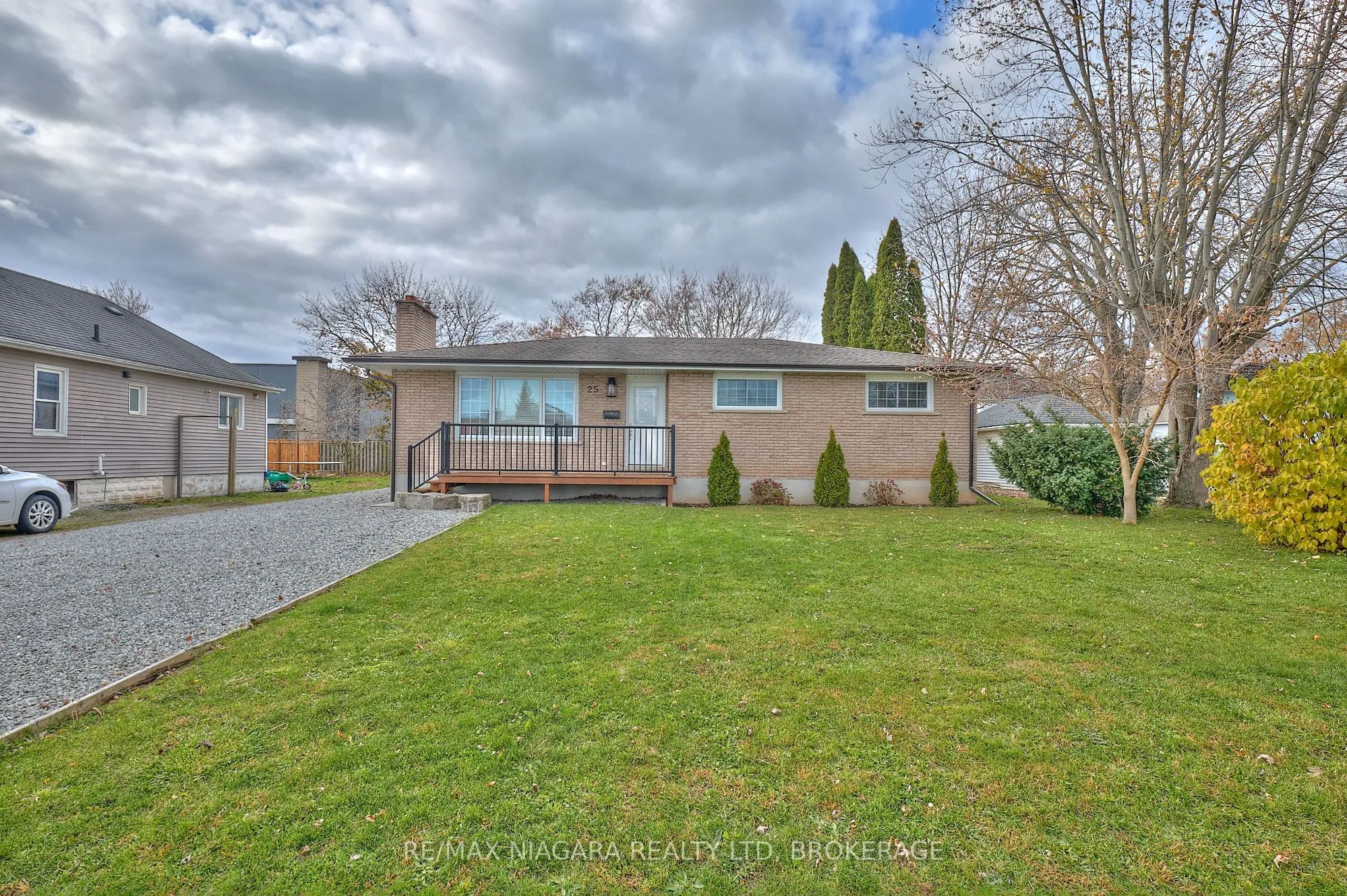 25 Rice Road, ON L3C 2V4