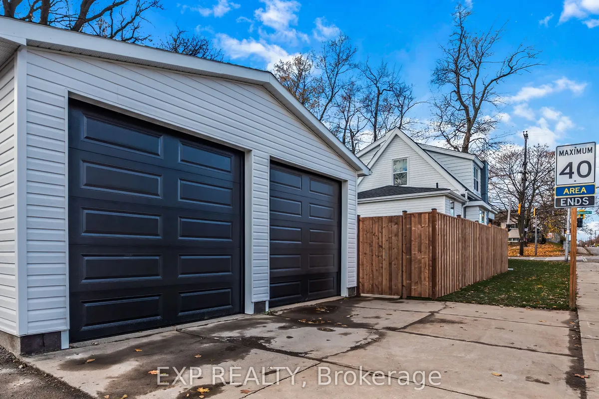 491 Upper Wentworth Street, ON L9A 4T8