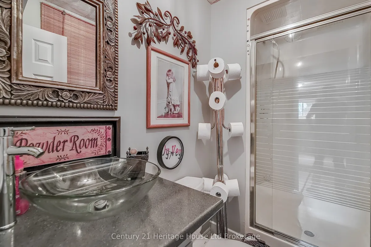 549 Lansdowne Avenue, ON N4T 1J8