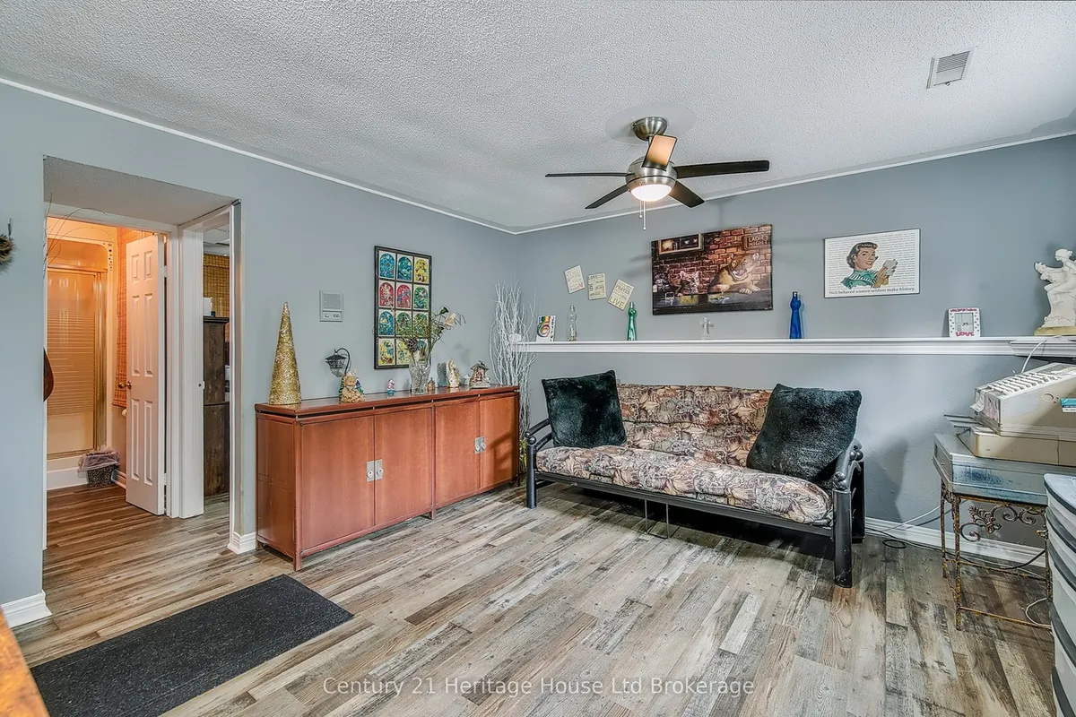 549 Lansdowne Avenue, ON N4T 1J8