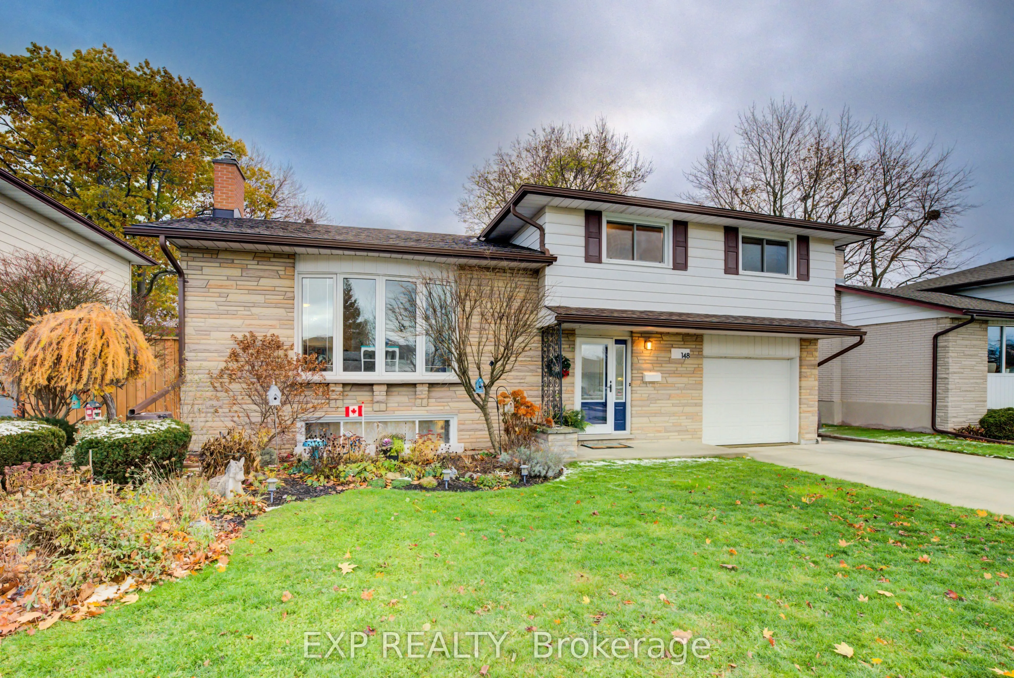 148 Strathcona Crescent, ON N2B 2W9