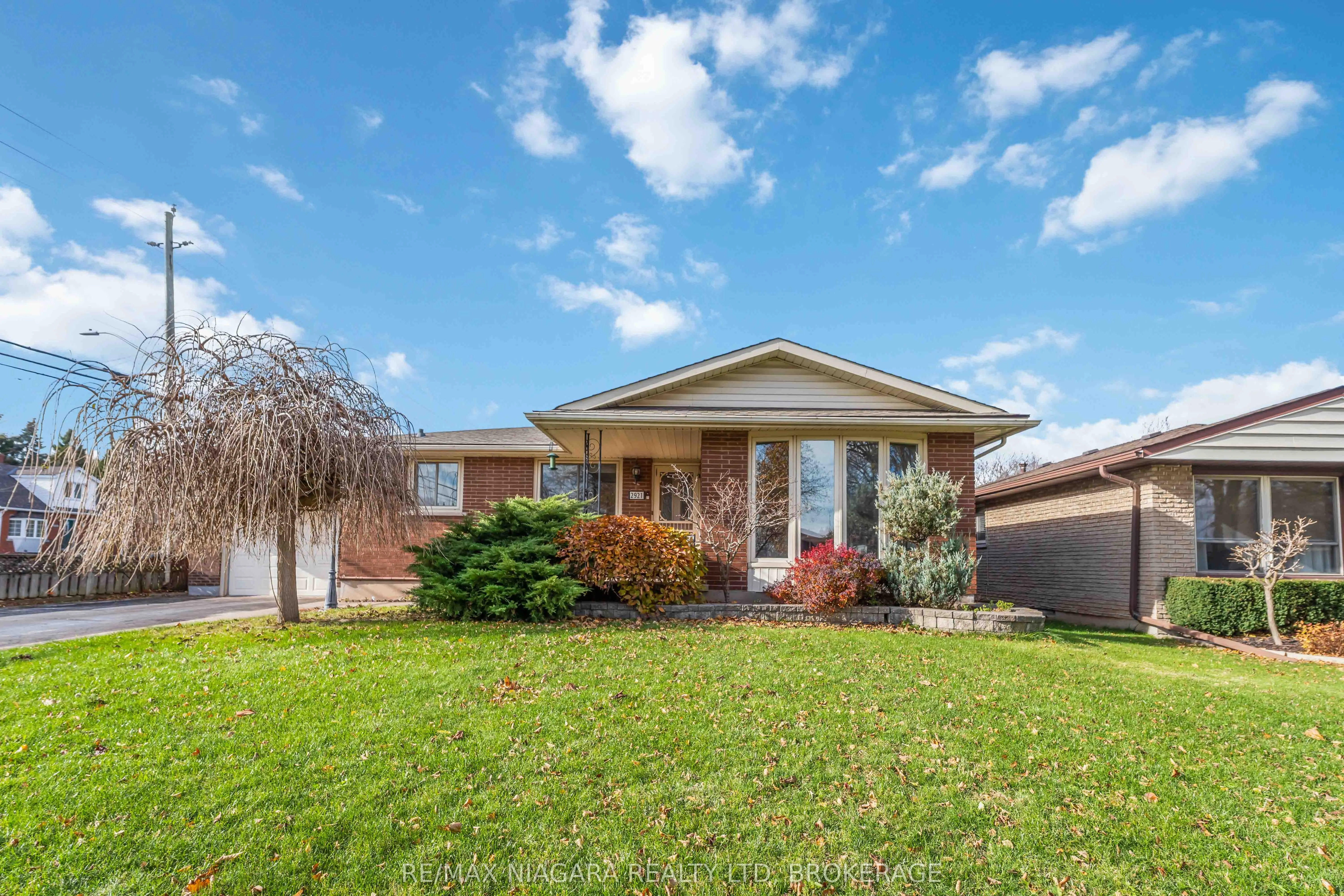 2921 Gail Avenue, ON L2J 2E1