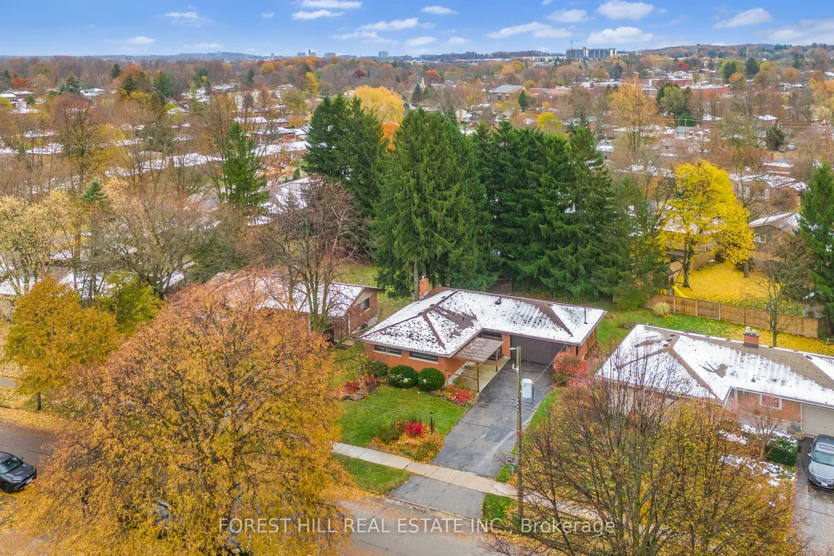 21 Cyprus Drive, ON N2M 4R4