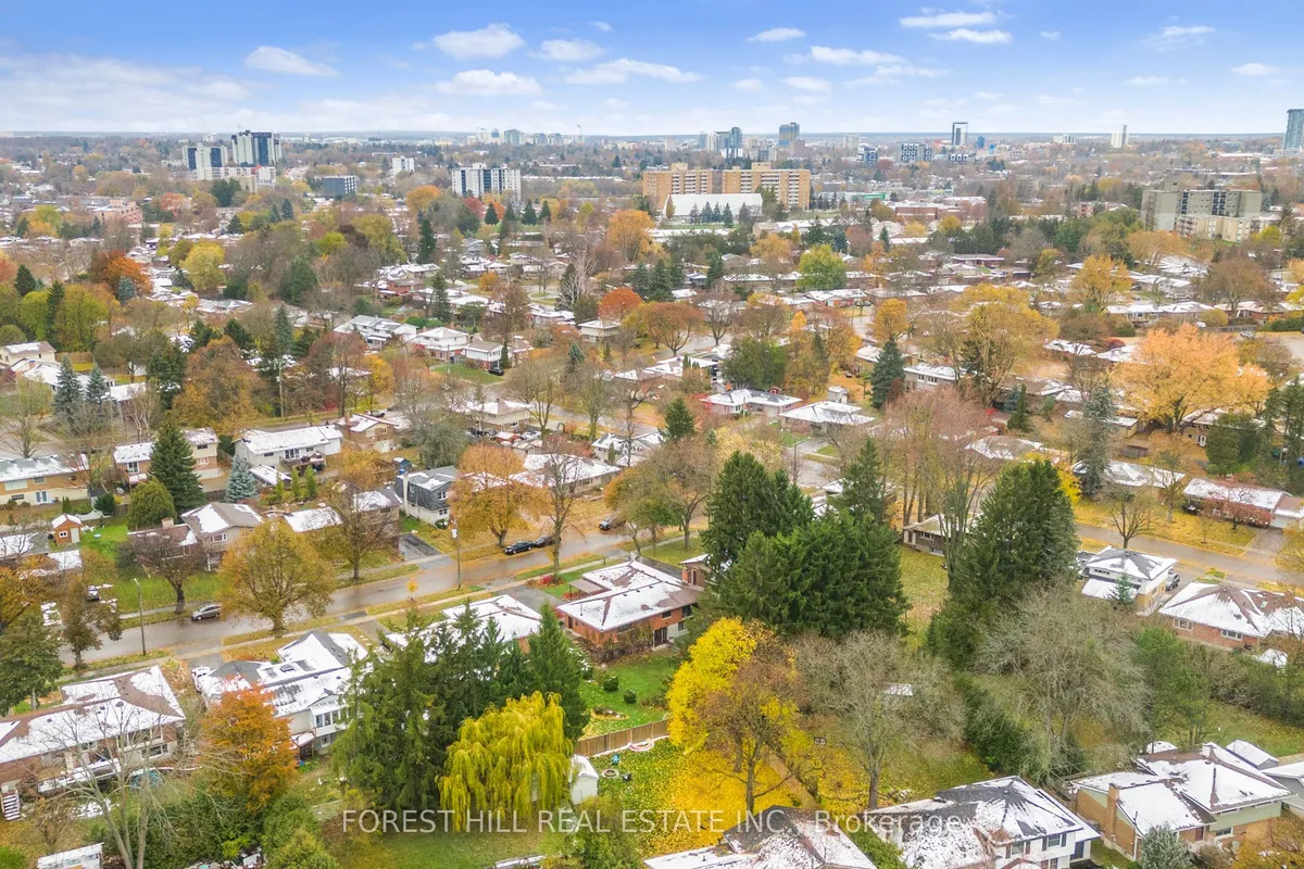 21 Cyprus Drive, ON N2M 4R4