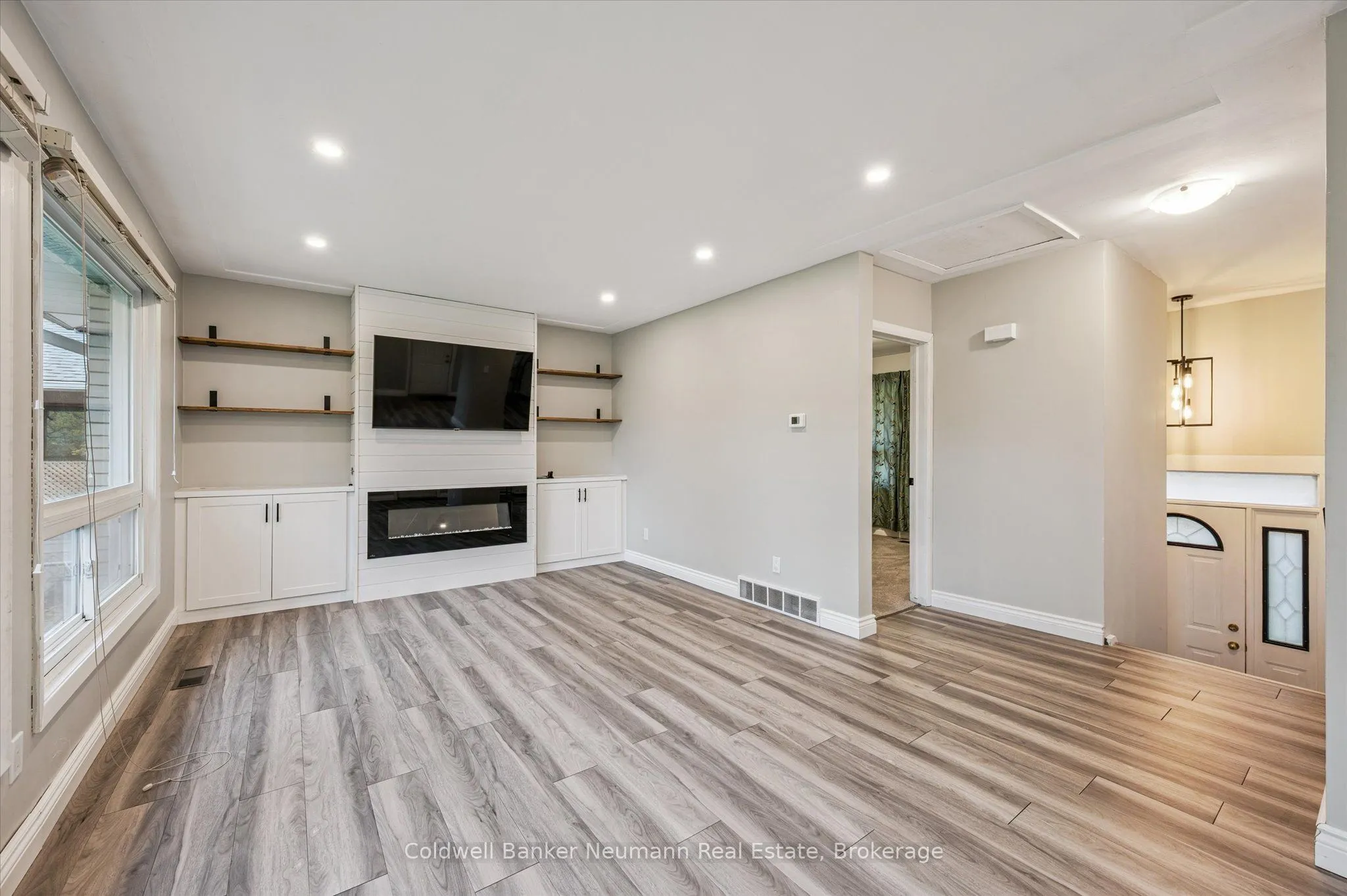 127 Avon Road, ON N2B 1T9