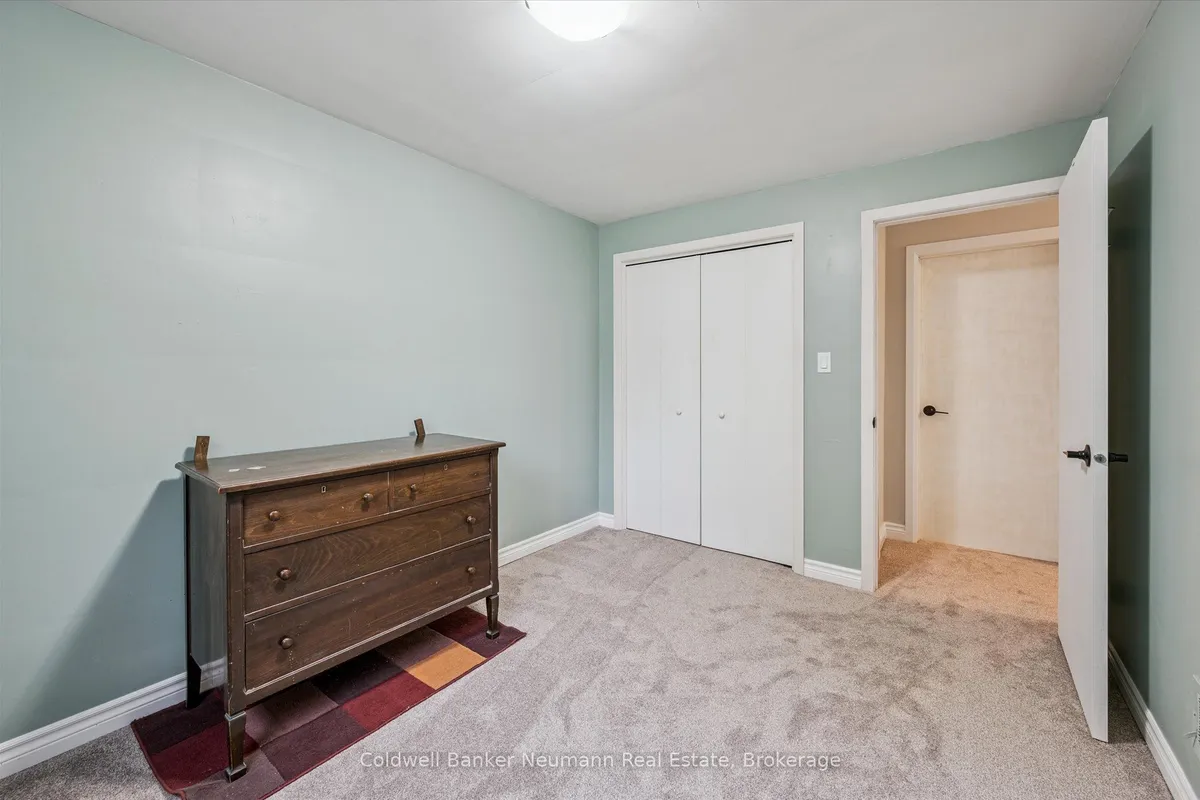 127 Avon Road, ON N2B 1T9