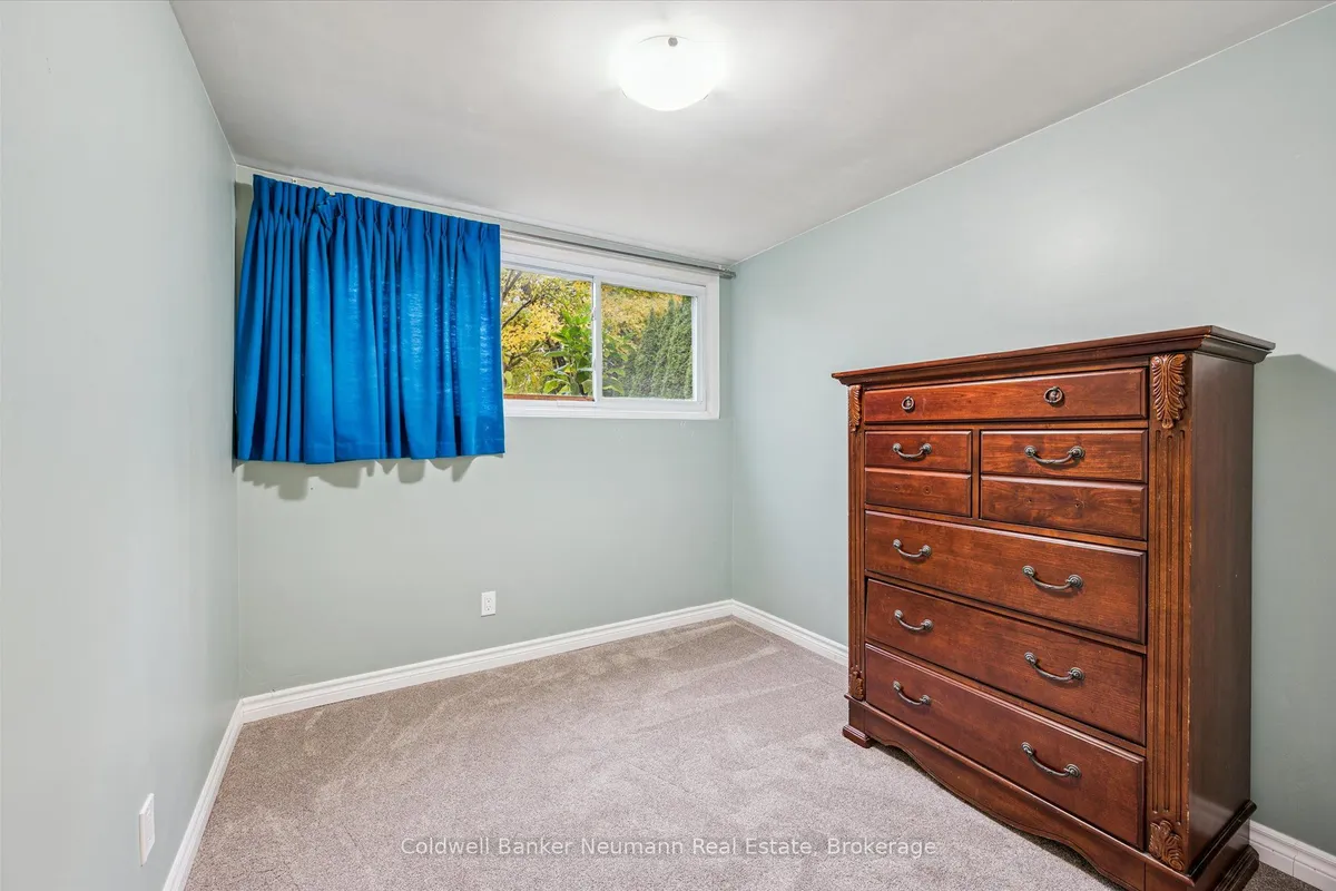 127 Avon Road, ON N2B 1T9