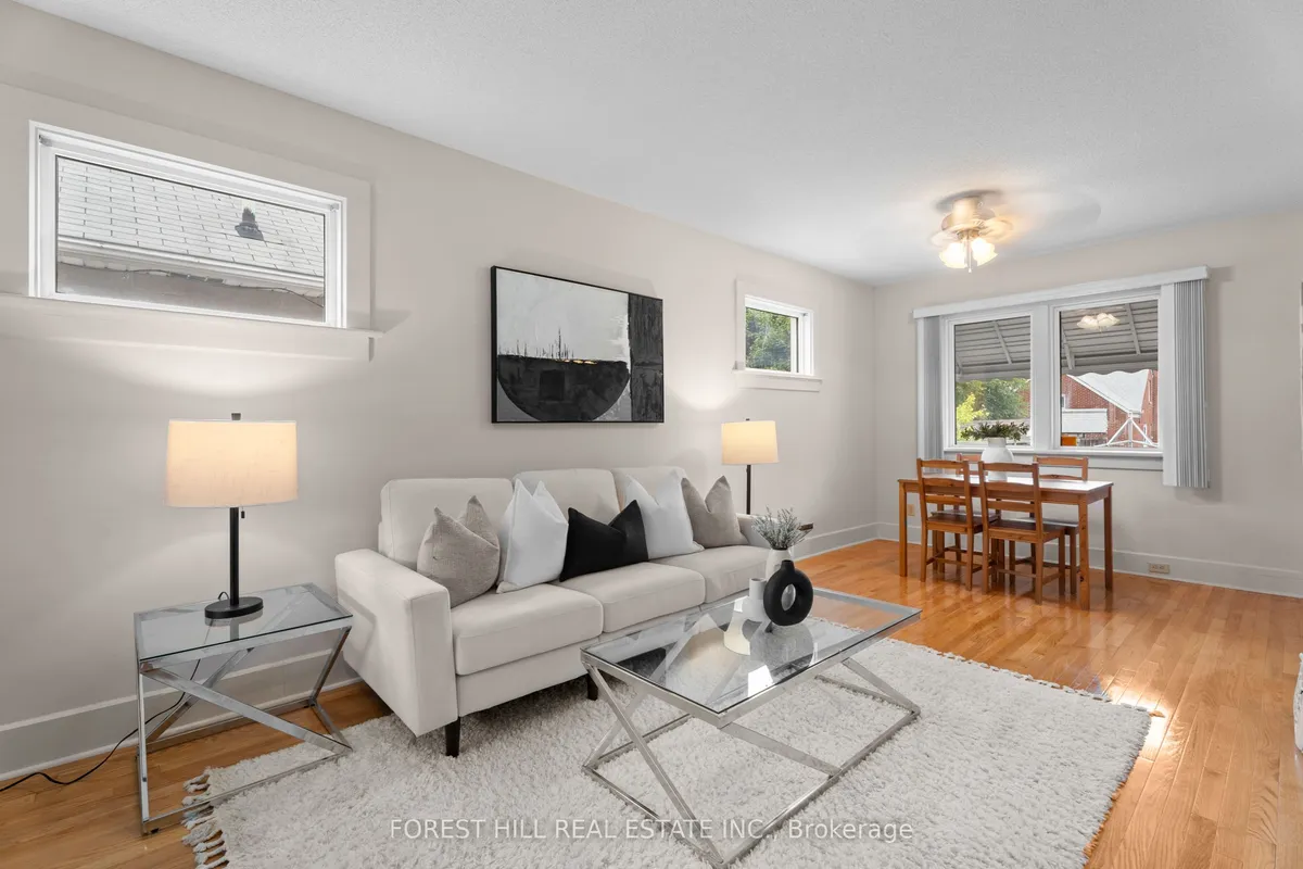 188 Wentworth Avenue, ON N2M 3S4