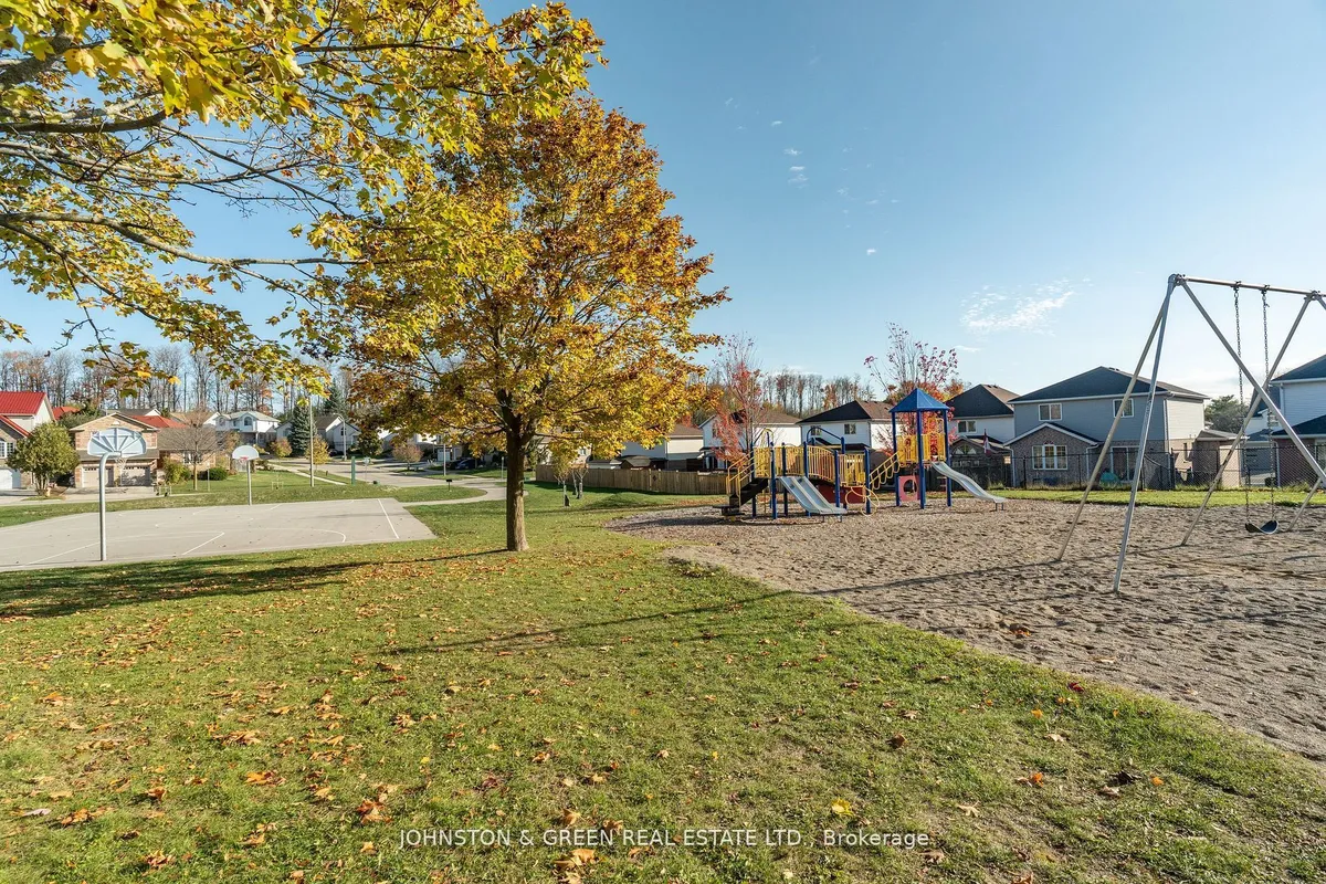 268 Keewatin Avenue, ON N2B 3W4