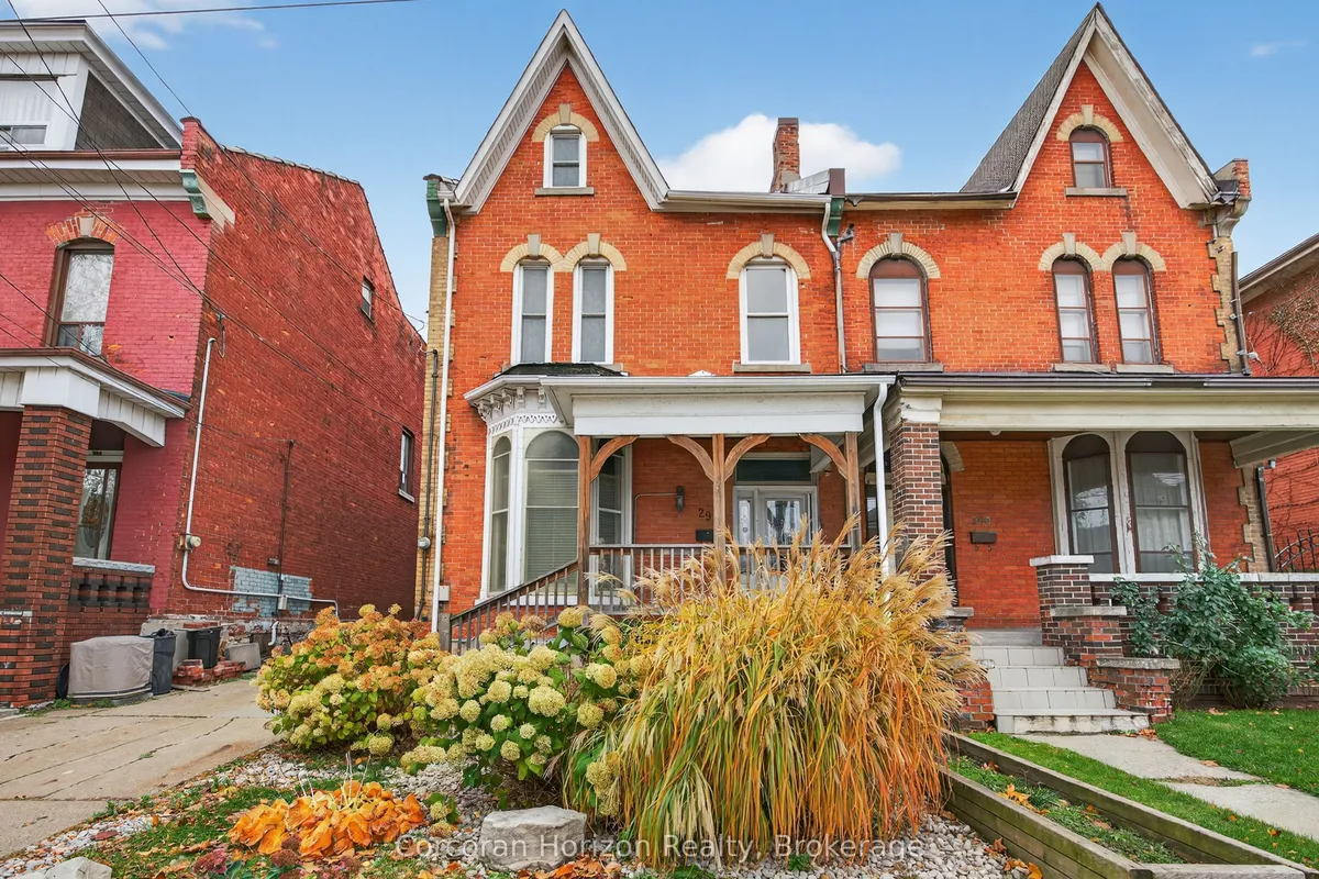 292 John Street, ON L8L 4P7