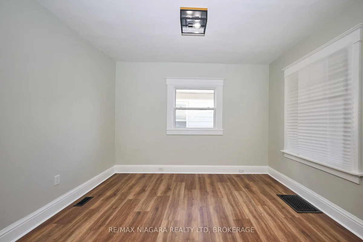 5006 Morrison Street, ON L2E 2C6