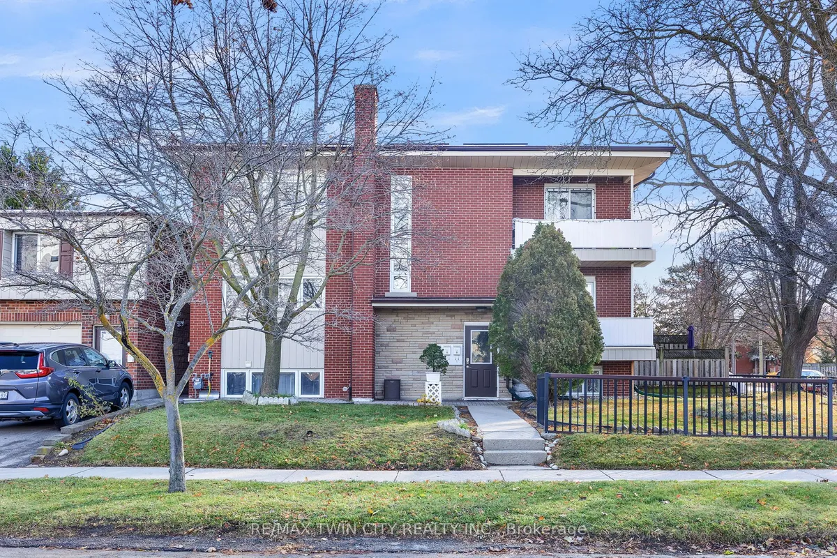 219 SIXTH Avenue, ON N2C 1R2