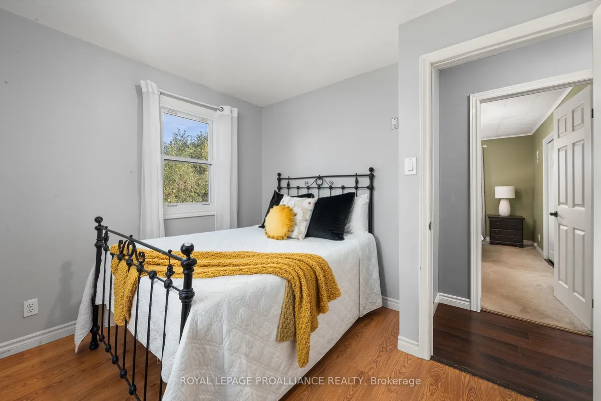 1067 AIRPORT Parkway, ON K8N 4Z6