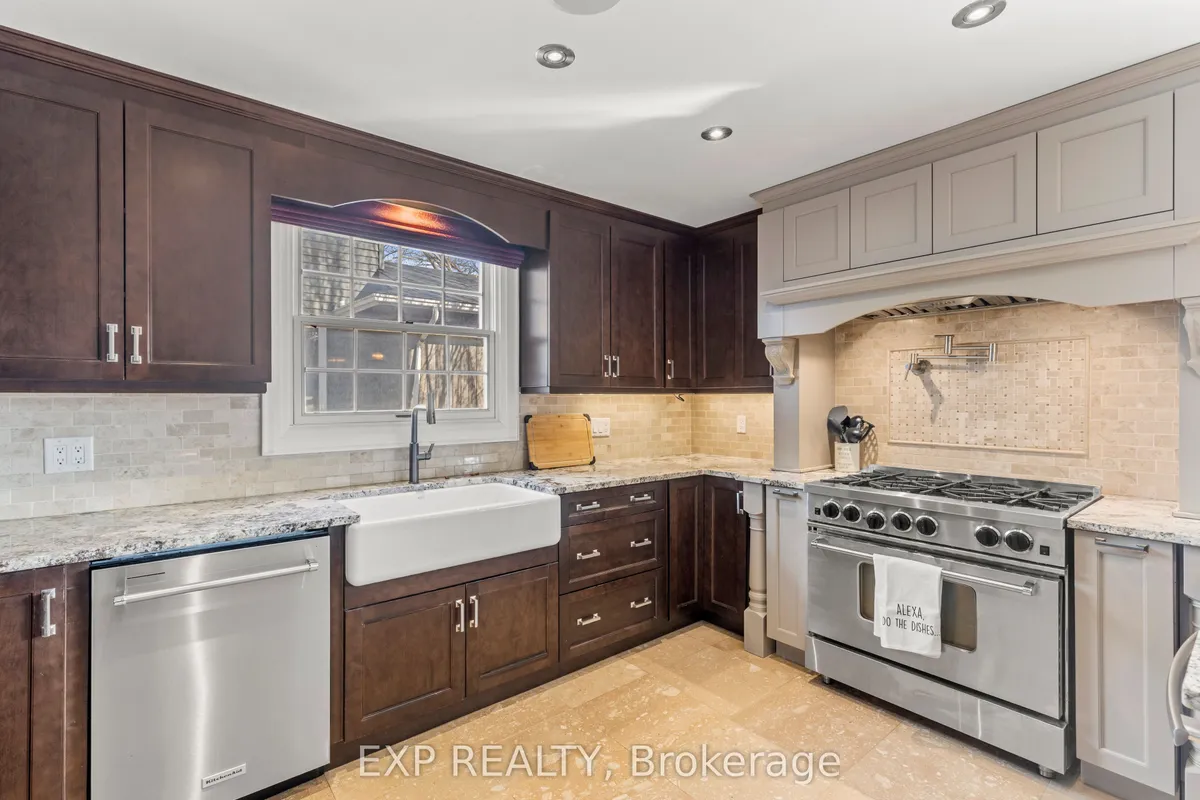 211 Merritt Street, ON L3C 4T8