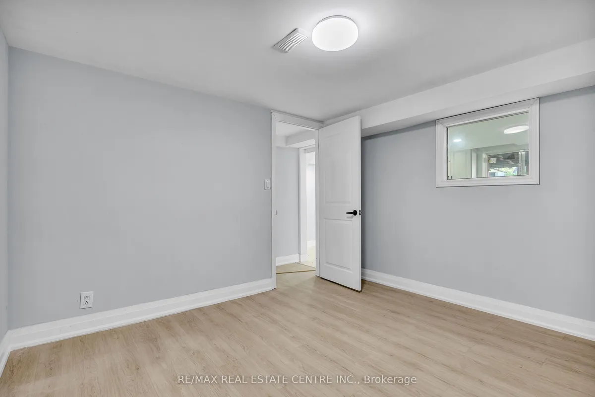 84 Avalon Place, ON N2M 4N7