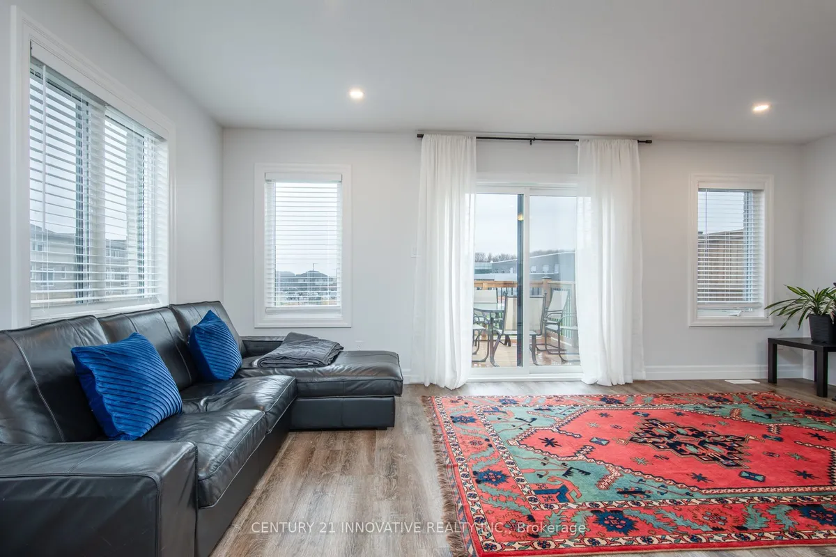 92 Pony Way, ON N2R 0R8