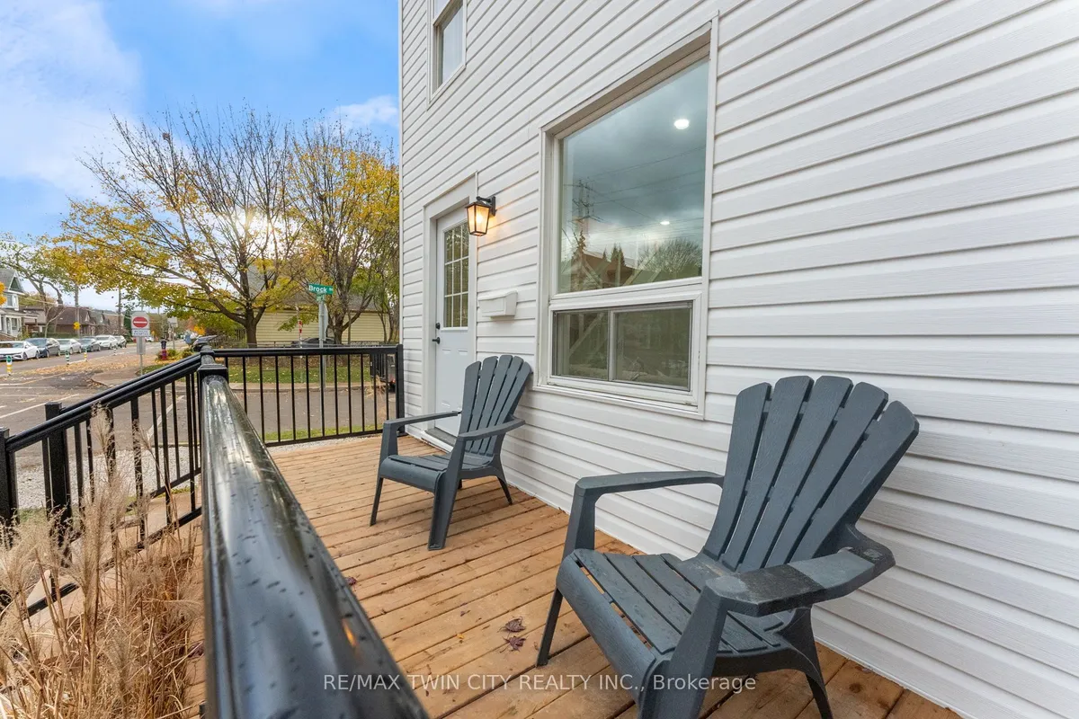 581 John Street, ON L8L 4S2