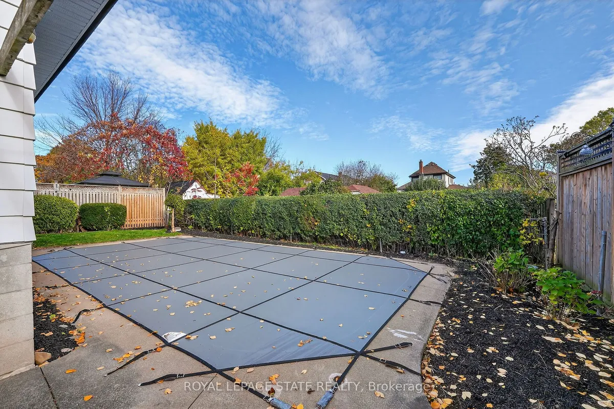 15 Grand Avenue, ON L3M 2R6