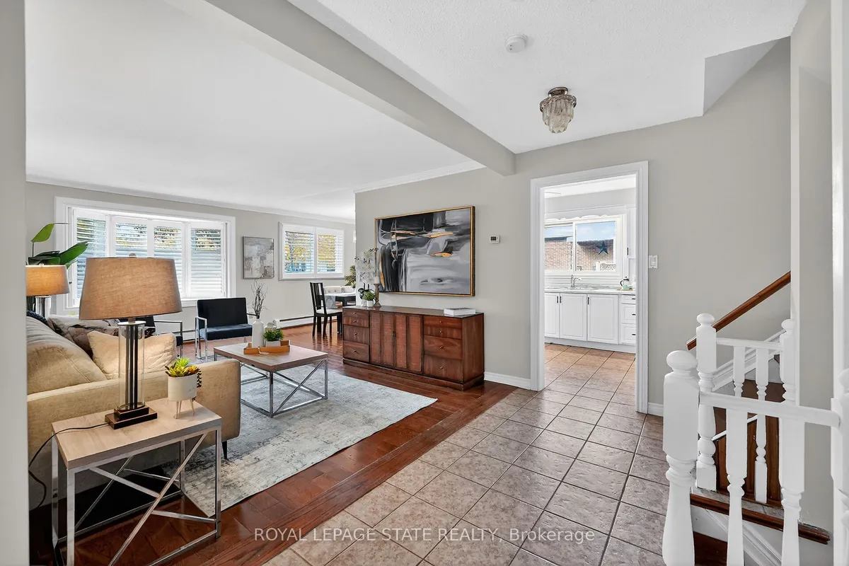 15 Grand Avenue, ON L3M 2R6