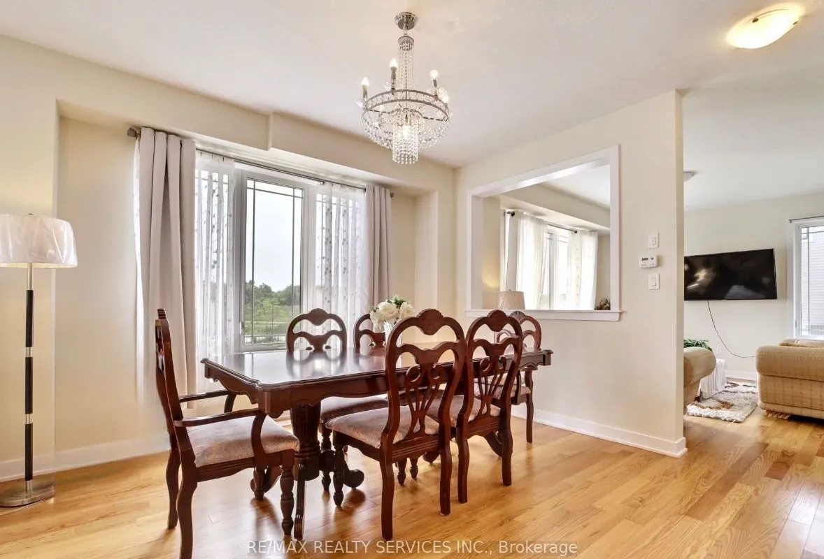 237 Eastbridge Avenue, ON L3B 0M6