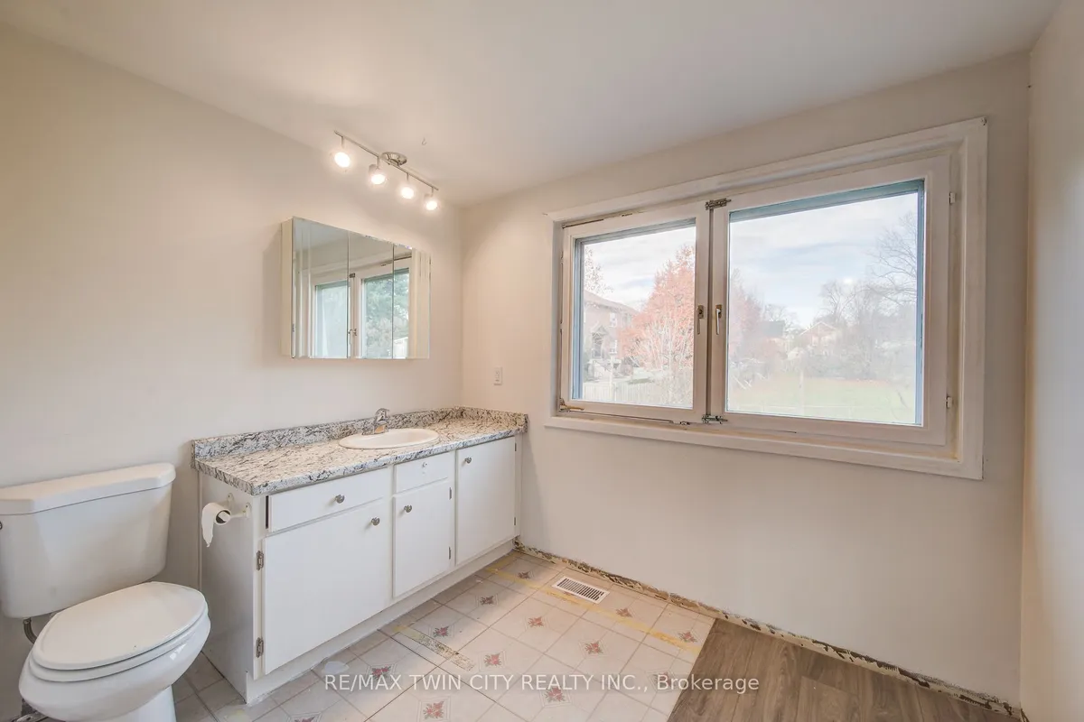 66 Charles Best Place, ON N2M 5A3