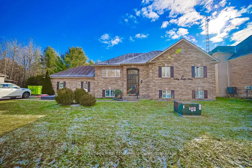 12 Valley Ridge Lane, ON L8N 2Z7