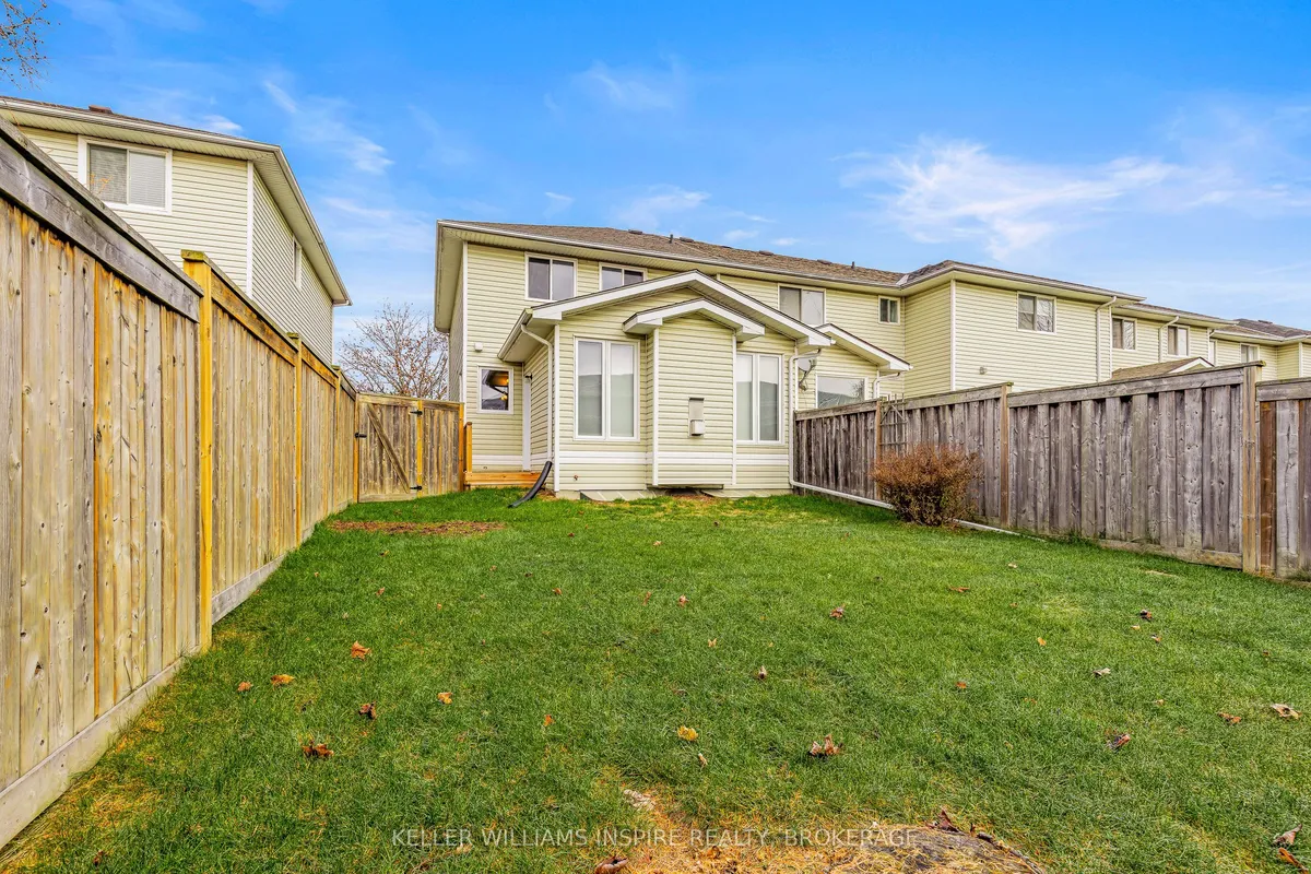 611 Millwood Drive, ON K7M 8Y3