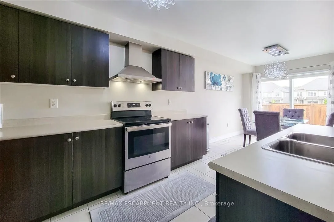 76 McAllistar Drive, ON L0R 1C0