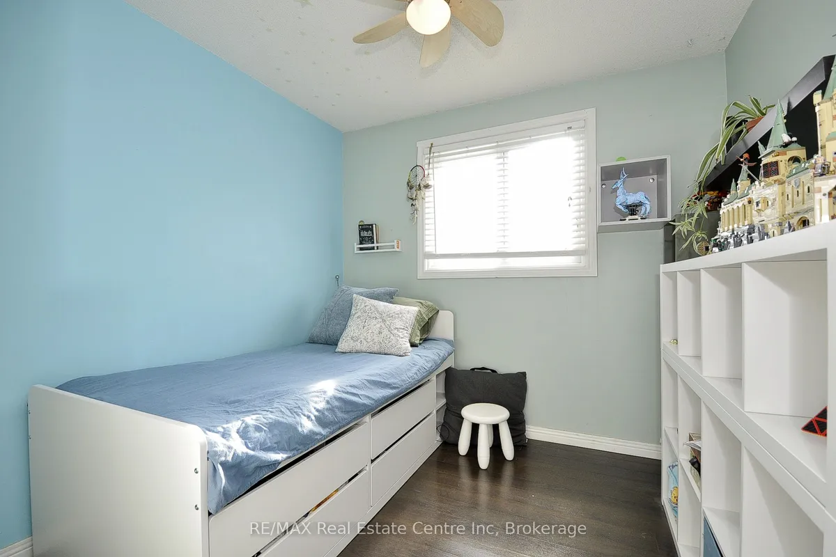 427 Bankside Crescent, ON N2N 3E5