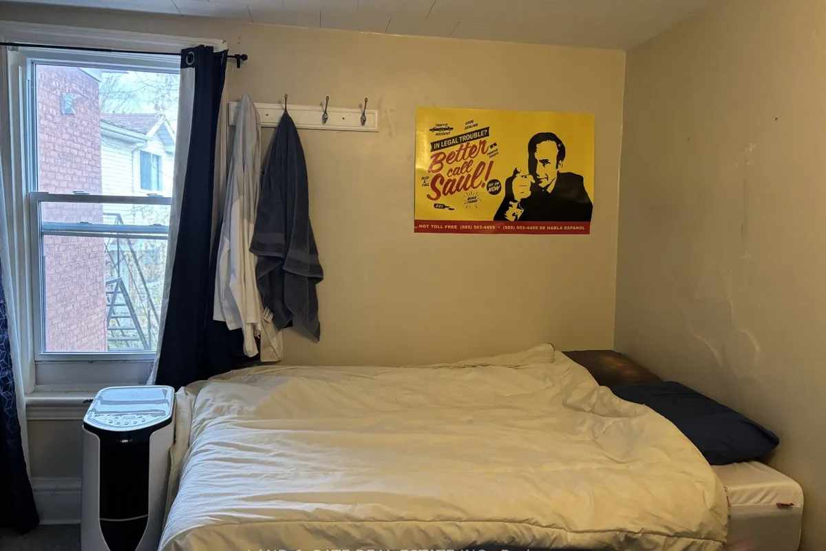 75 Division Street, ON K7L 3M1