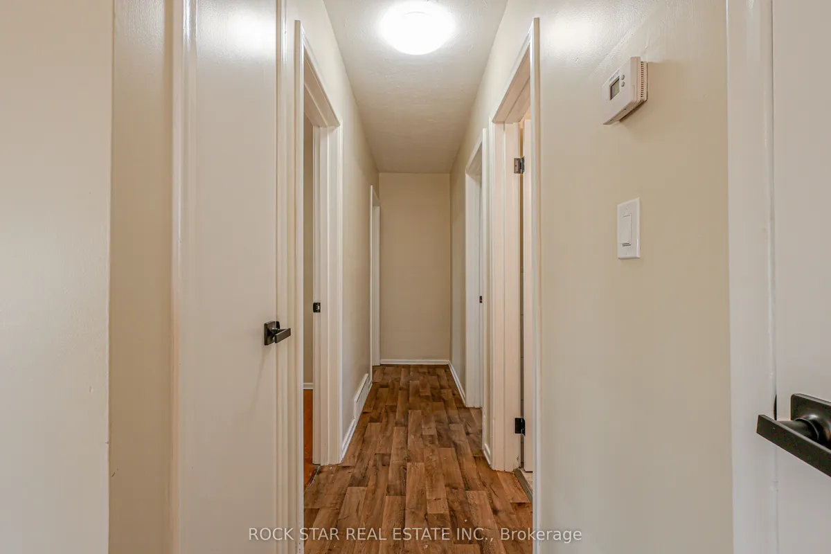 39 Carousel Avenue, ON L9A 4L7