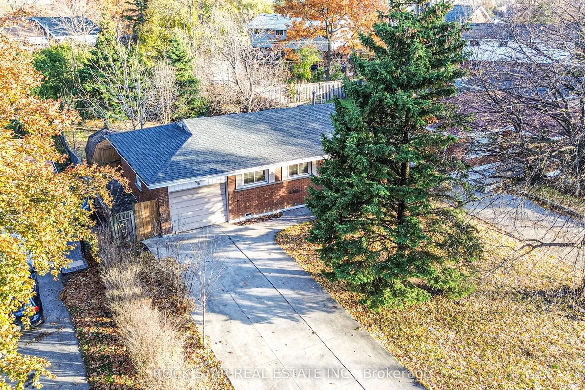 39 Carousel Avenue, ON L9A 4L7