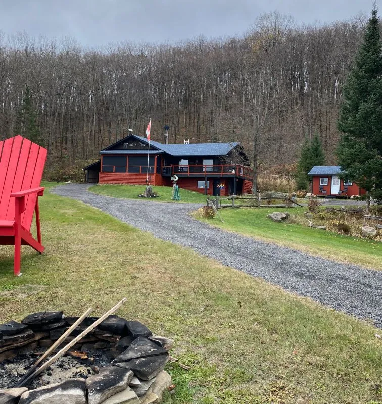 421 Peggs Mountain Road, ON P0A 1C0