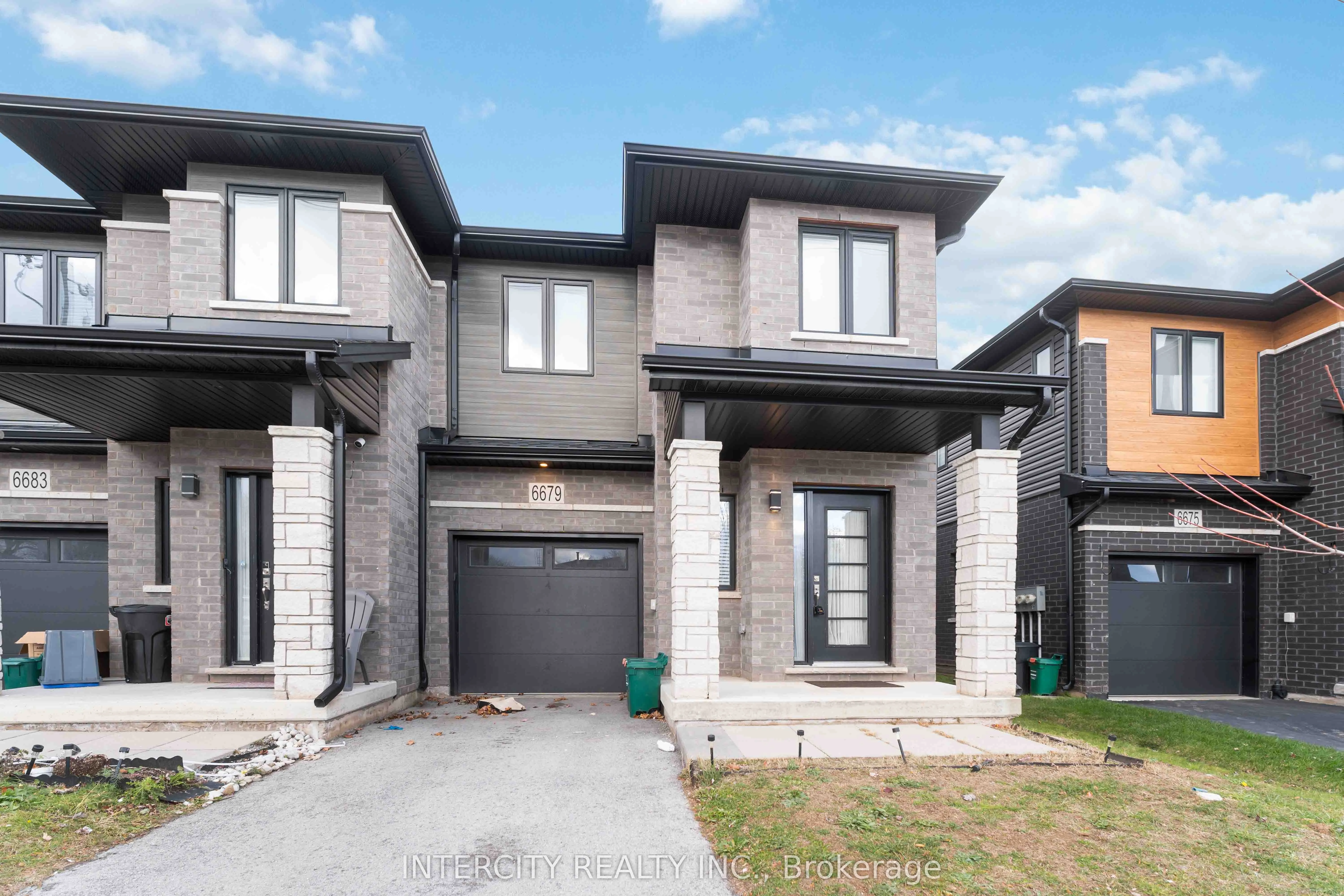 6679 Cropp Street, ON L2E 0B7