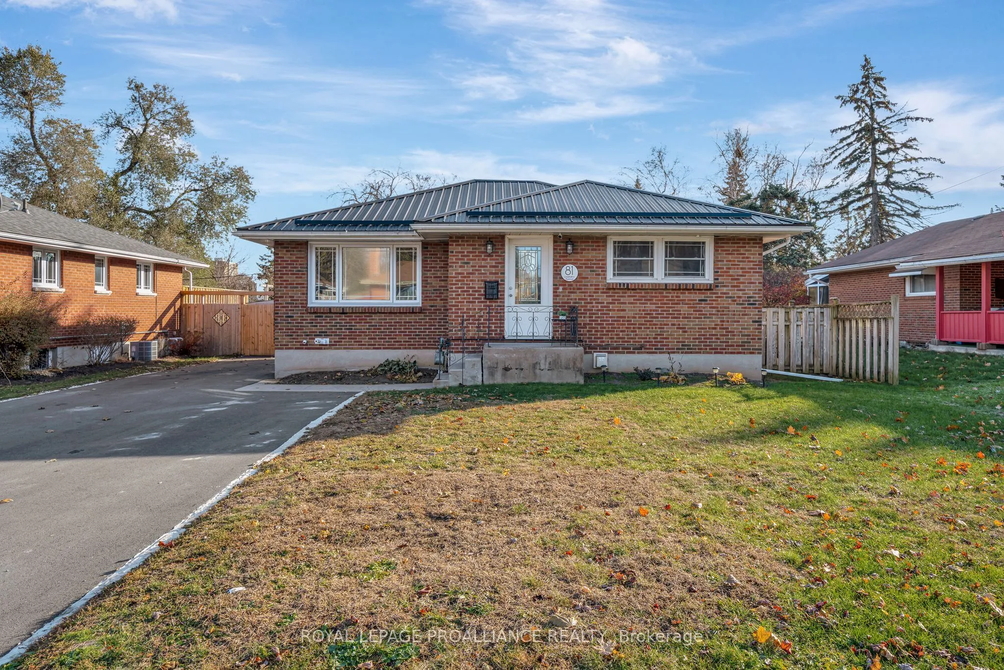 81 CRESTVIEW Avenue, ON K8N 1W6