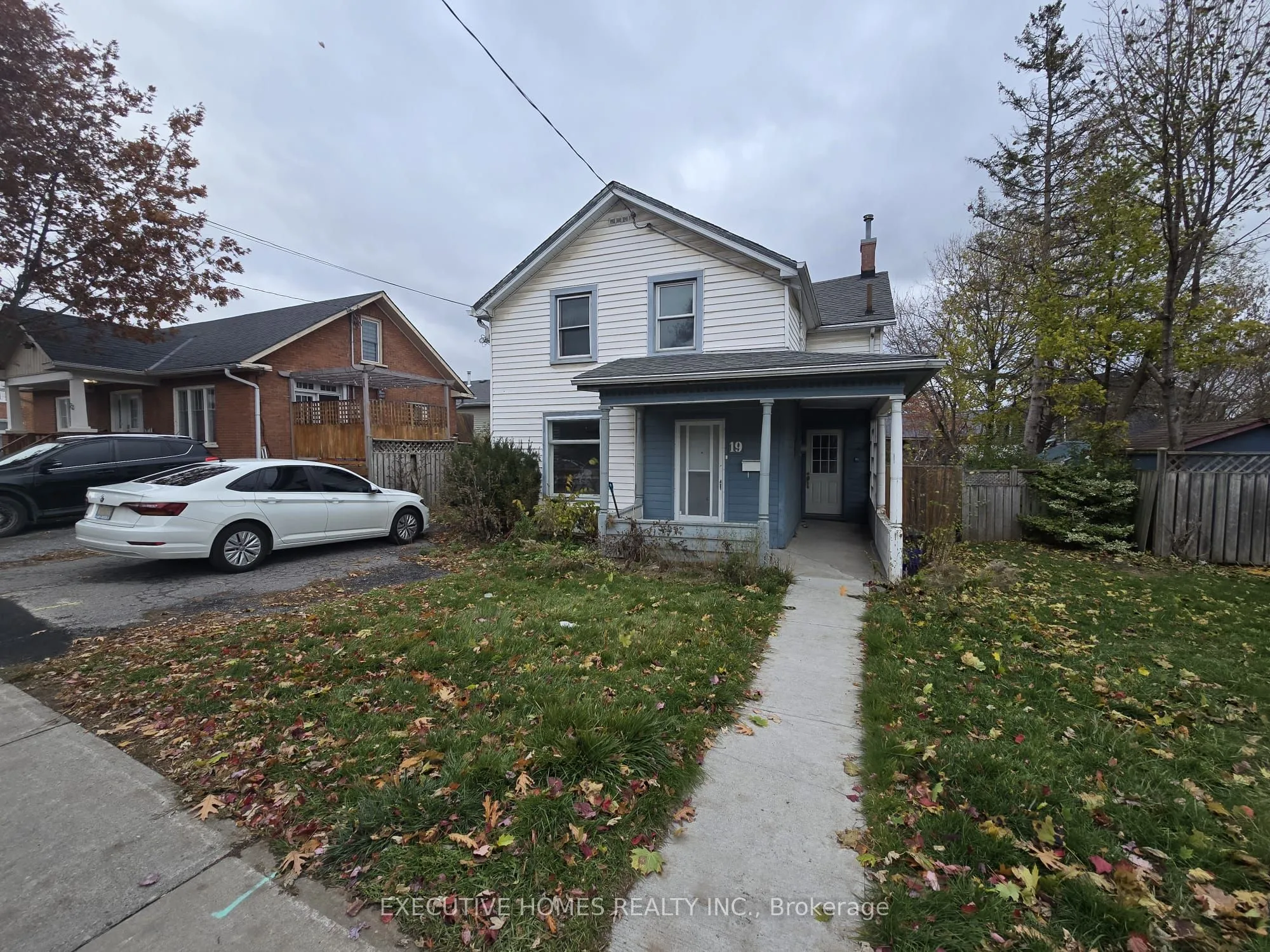 19 Cedar Street, ON K8P 3L8