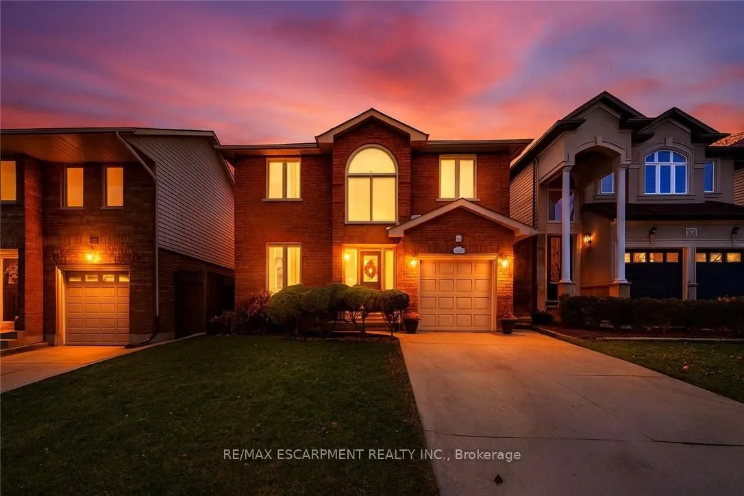 113 Greenshire Drive, ON L9C 7G5