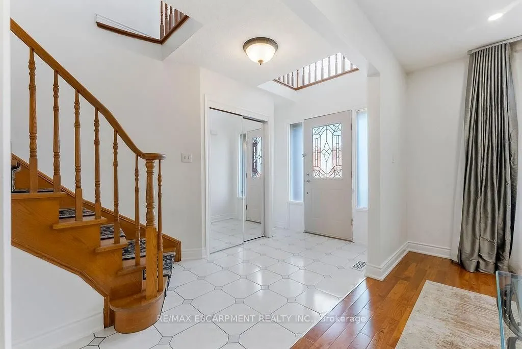 113 Greenshire Drive, ON L9C 7G5