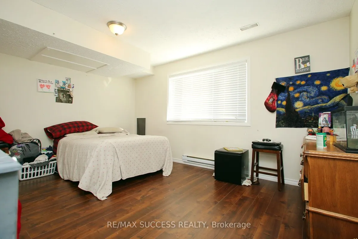 32 & 34 River Street, ON L0S 1K0