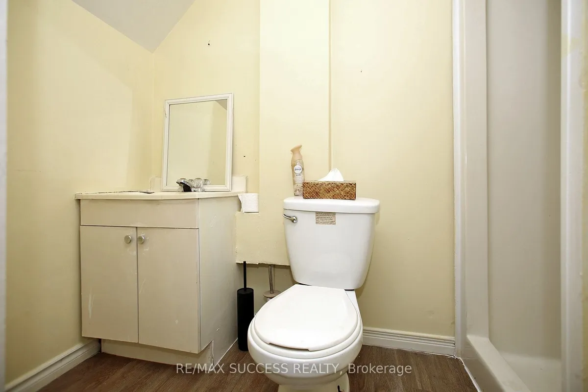 32 & 34 River Street, ON L0S 1K0