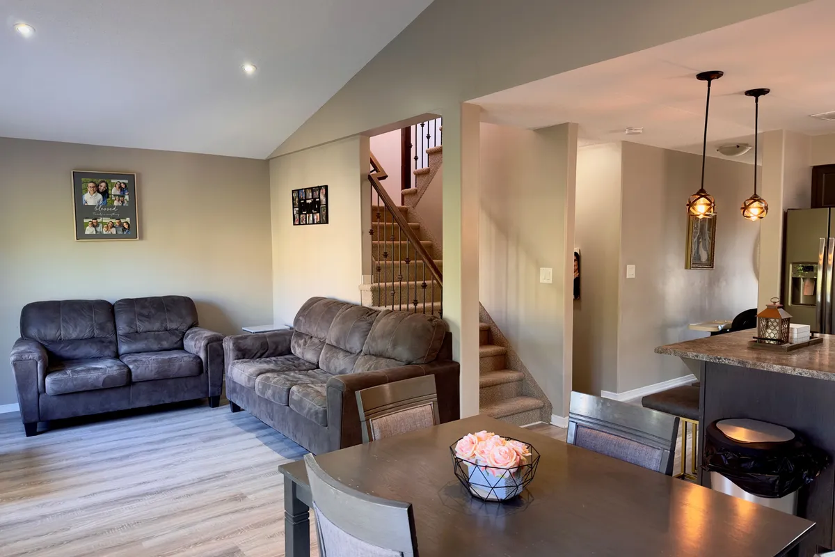 1651 Crimson Crescent, ON K7P 0J3