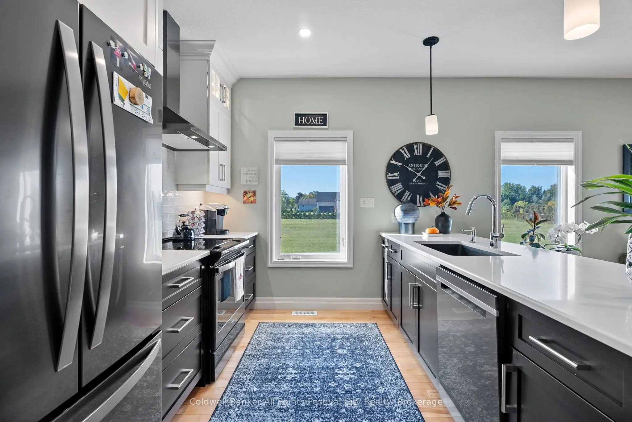 33 Wellington Street, ON N7A 3X9