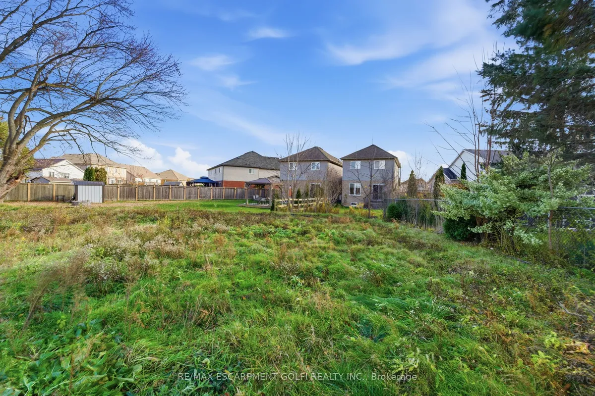 7040 Garner Road, ON L2E 6S5