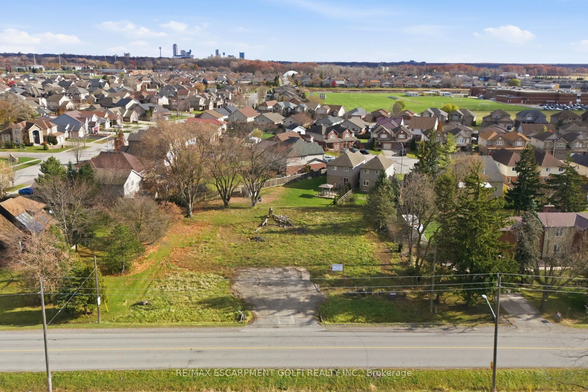 7040 Garner Road, ON L2E 6S5