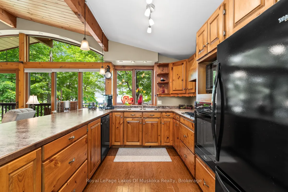 168 Lakeshore Road, ON P0A 1C0