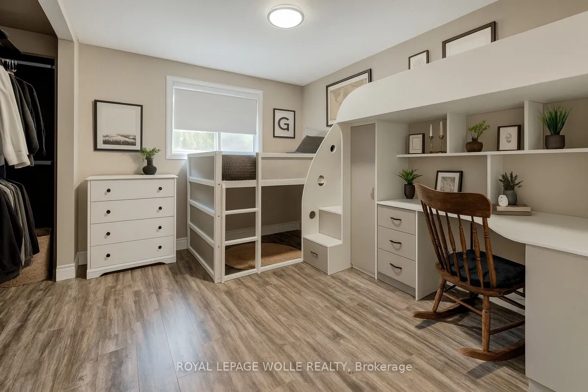 127 Jansen Avenue, ON N2A 2L8