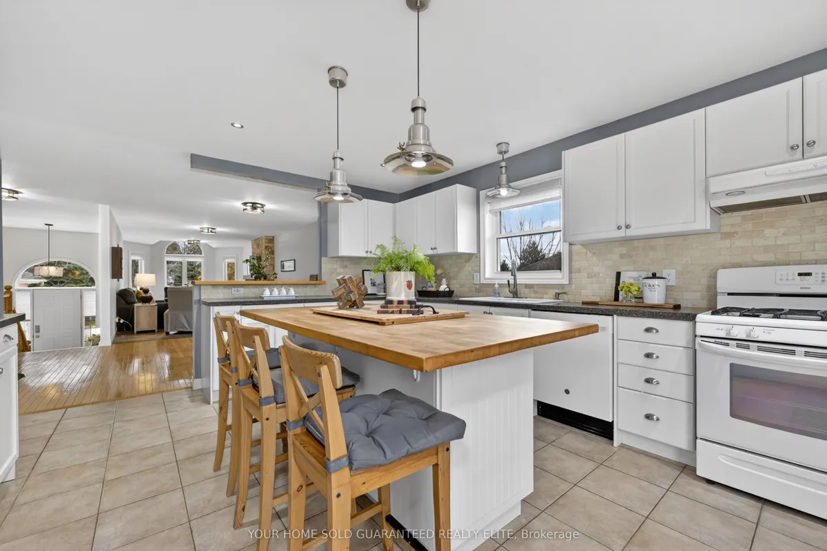 9 Tunbridge Crescent, ON L3M 2V8