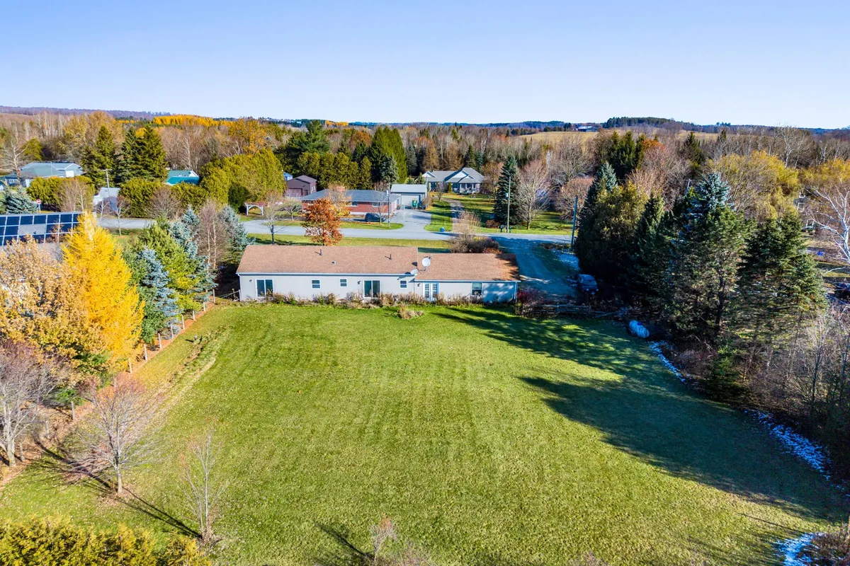 5860 Fifth Line, ON N0B 1Z0