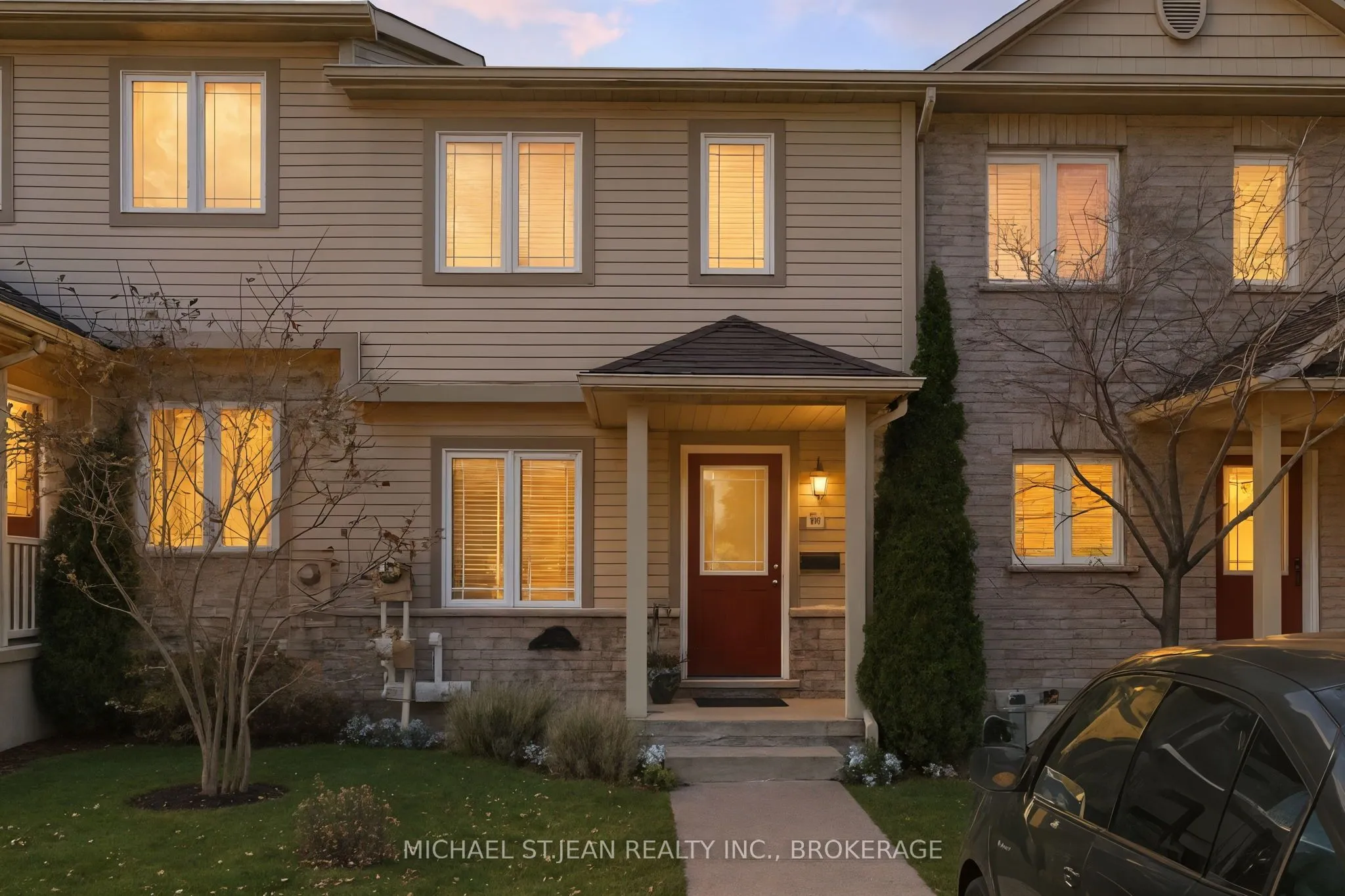 10 Foxglove Crescent, ON N2E 0E1