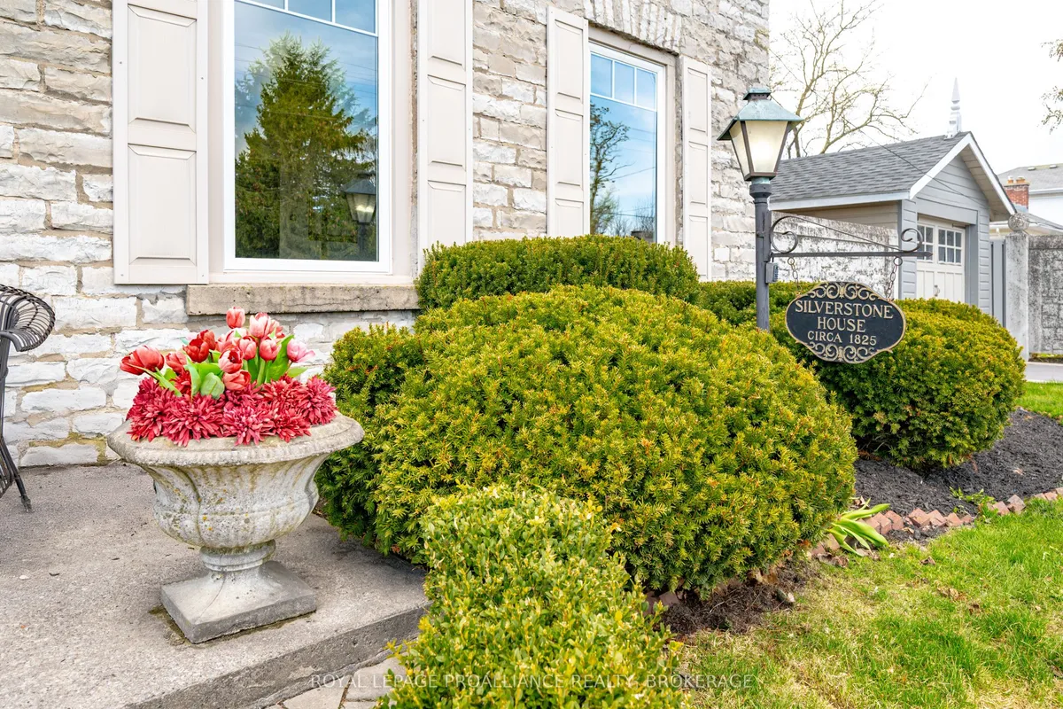 1863 Sydenham Road, ON K7L 4V4